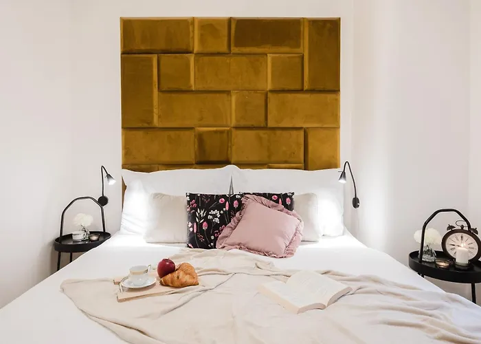 Days - One-bedroom With Netflix And High Speed Wifi In Karlin